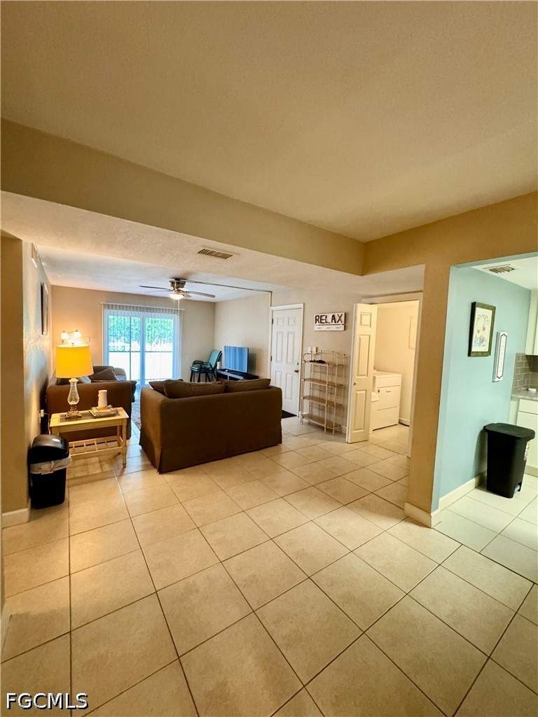 2 bedroom Condominium at 12658 Kenwood Ln B, Sunset Pointe At Fort Myers, Fort Myers — photo 4