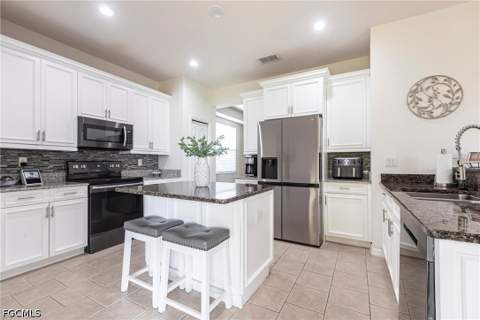12688 Stone Tower Loop, Fort Myers FL - photo 10 of 29