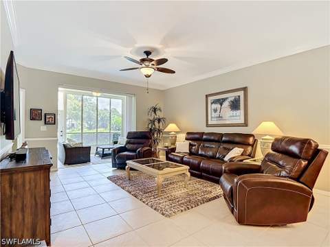 14261 Hickory Links Ct 1211, Fort Myers FL - photo 11 of 41