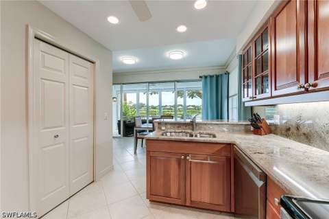 9151 Palmetto Ridge Dr 102, Estero FL - photo 10 of 44