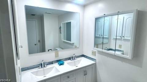 5526 Miles Standish Ln, North Fort Myers FL - photo 16 of 43