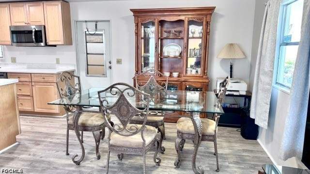 2 bedroom ManufacturedHome at 5526 Miles Standish Ln, Old Bridge Village, North Fort Myers — photo 3