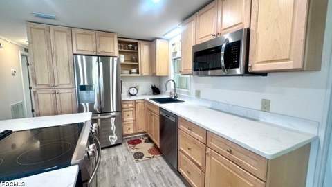 5526 Miles Standish Ln, North Fort Myers FL - photo 7 of 43