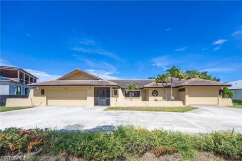 4651 West Blvd, Naples FL - photo 11 of 42