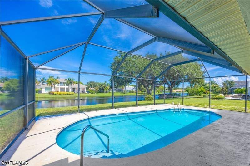 3 bedroom SingleFamilyResidence at 4651 West Blvd, Park Shore, Naples — photo 4