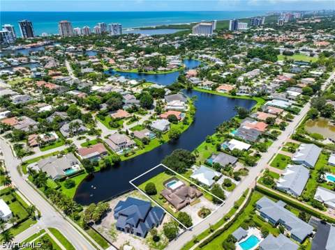 4651 West Blvd, Naples FL - photo 8 of 42