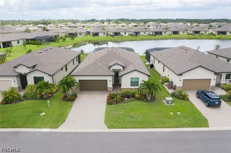 4 bedroom SingleFamilyResidence at 14724 Portico Blvd, Portico, Fort Myers — photo 2