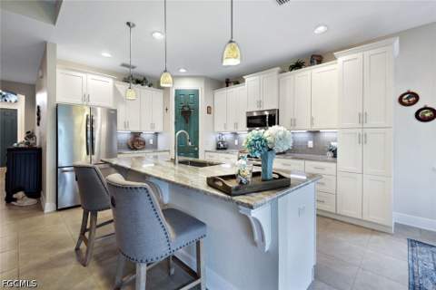 8554 Banyan Bay Blvd, Fort Myers FL - photo 11 of 42