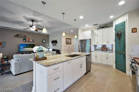 8554 Banyan Bay Blvd, Fort Myers FL - photo 13 of 42