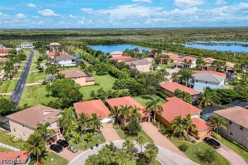 3 bedroom SingleFamilyResidence at 8554 Banyan Bay Blvd, Banyan Bay, Fort Myers — photo 3