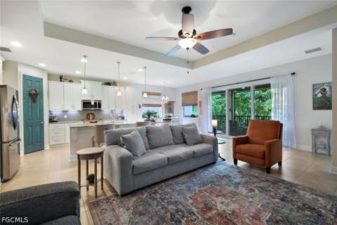 8554 Banyan Bay Blvd, Fort Myers FL - photo 6 of 42