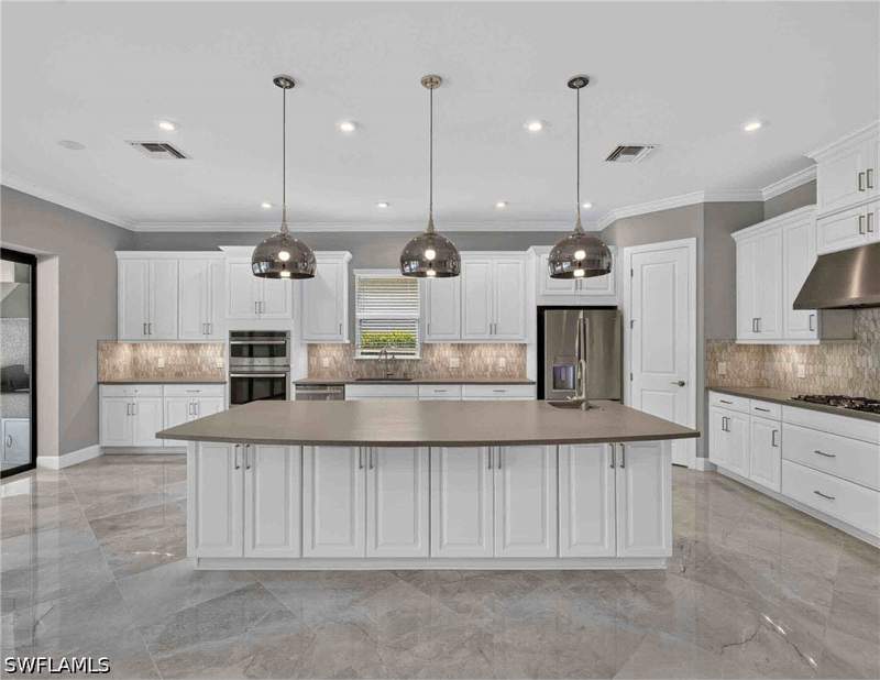 3 bedroom SingleFamilyResidence at 15286 Arpino Ct, Esplanade By The Islands, Naples — photo 3