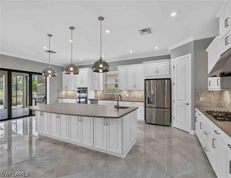 3 bedroom SingleFamilyResidence at 15286 Arpino Ct, Esplanade By The Islands, Naples — photo 4