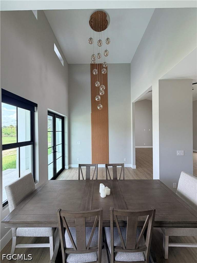 5 bedroom SingleFamilyResidence at 14480 Old Olga Rd, Harvey Heights Unit 1, Fort Myers — photo 5
