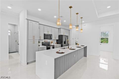942 Kanuga St E, Lehigh Acres FL - photo 14 of 45