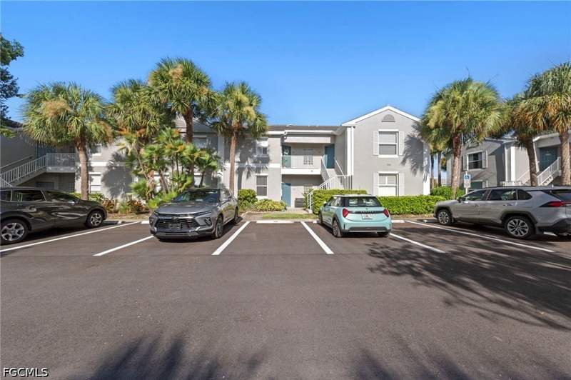 2 bedroom Condominium at 12061 Summergate Cir 204, Summerwind, Fort Myers — photo 2
