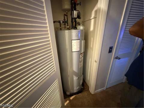 1398 Sunrise Dr, North Fort Myers FL - photo 15 of 42