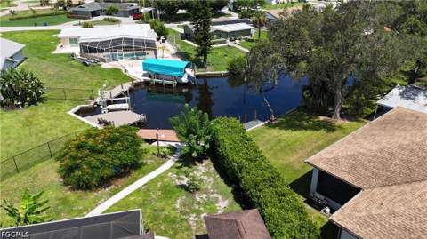 1398 Sunrise Dr, North Fort Myers FL - photo 8 of 42