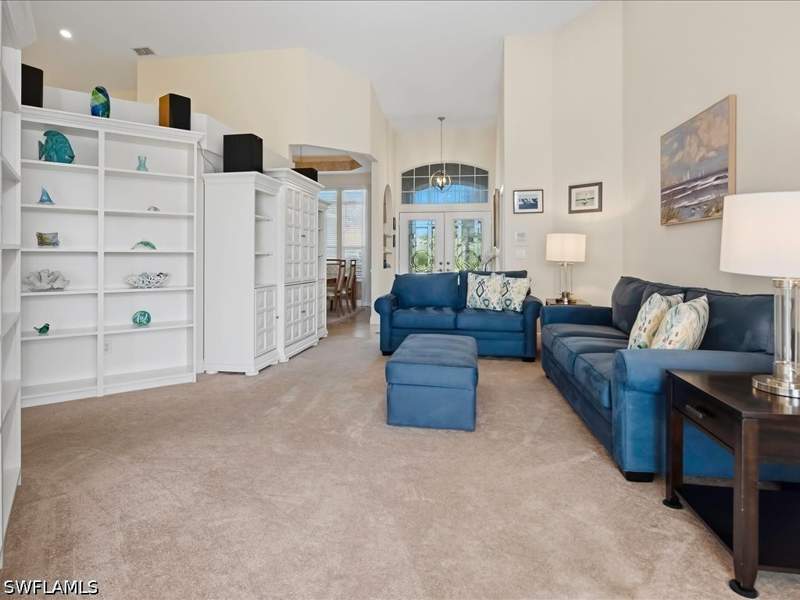 4 bedroom SingleFamilyResidence at 6670 Huntley Ln N, Berkshire Lakes, Naples — photo 5