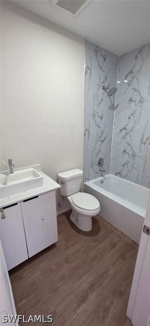 1016 Butler St E, Lehigh Acres FL - photo 6 of 12