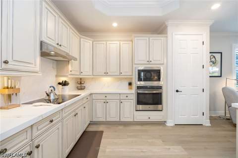 28062 Edenderry Ct, Bonita Springs FL - photo 9 of 40