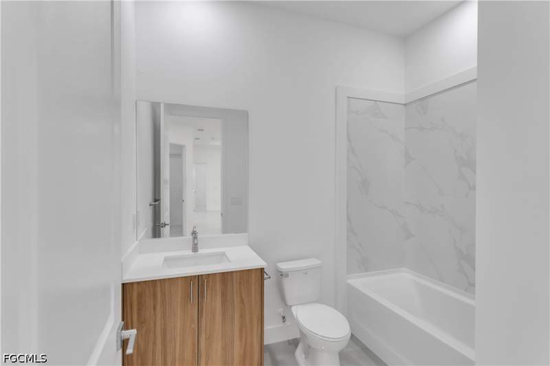 4 bedroom SingleFamilyResidence at 2608 5th St SW, Lehigh Acres, Lehigh Acres — photo 3