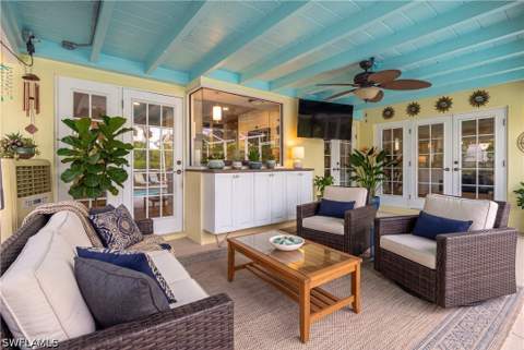 1352 Oaklawn Ct, Fort Myers FL - photo 16 of 18