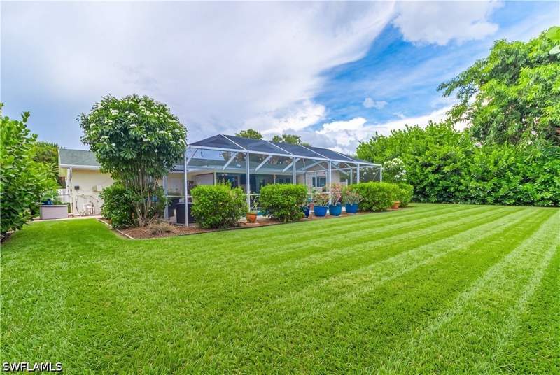 2 bedroom SingleFamilyResidence at 1352 Oaklawn Ct, Tanglewood, Fort Myers — photo 3