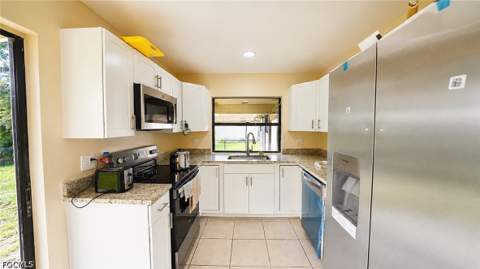 1807 SW 2nd Ave, Cape Coral FL - photo 11 of 38