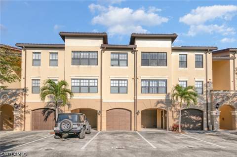 12965 Positano Cir 305, Naples FL - photo 15 of 24