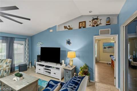 1208 NW 15th Pl, Cape Coral FL - photo 7 of 36