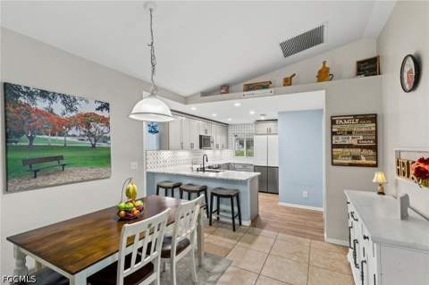 1208 NW 15th Pl, Cape Coral FL - photo 8 of 36