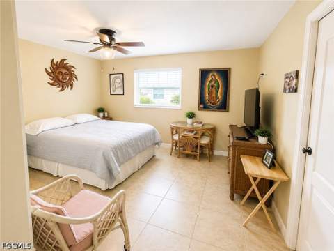 922 SE 1st Pl, Cape Coral FL - photo 14 of 21