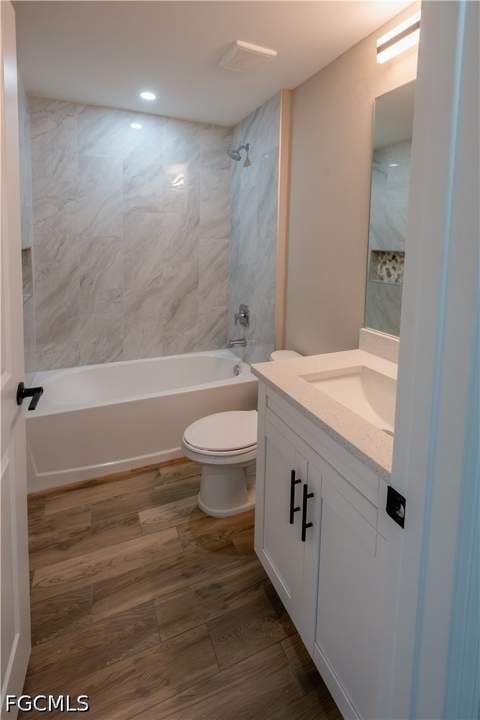 4531 San Antonio Ln, Bonita Springs FL - photo 11 of 17
