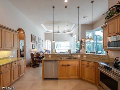 7937 Tiger Lily Dr, Naples FL - photo 11 of 34