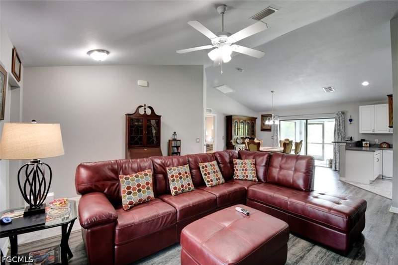 4 bedroom SingleFamilyResidence at 4725 Old Burnt Store Rd N, Cape Coral, Cape Coral — photo 4