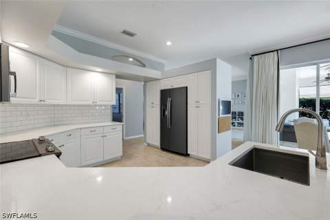 8748 S Lake Cir, Fort Myers FL - photo 12 of 44