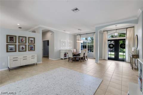 8748 S Lake Cir, Fort Myers FL - photo 9 of 44