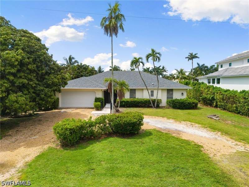3 bedroom SingleFamilyResidence at 605 21st Ave S, Aqualane Shores, Naples — photo 3