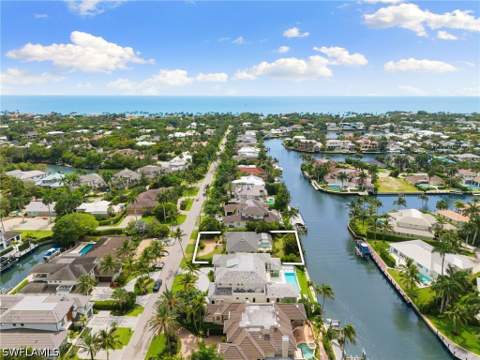 605 21st Ave S, Naples FL - photo 7 of 13