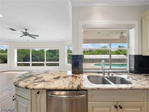 5539 Natoma Dr, Fort Myers FL - photo 10 of 50