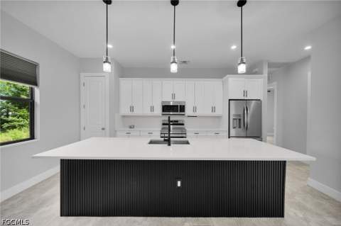 2902 Villa Ave S, Lehigh Acres FL - photo 10 of 36