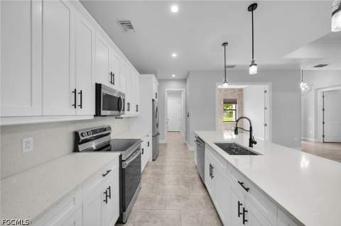 2902 Villa Ave S, Lehigh Acres FL - photo 12 of 36