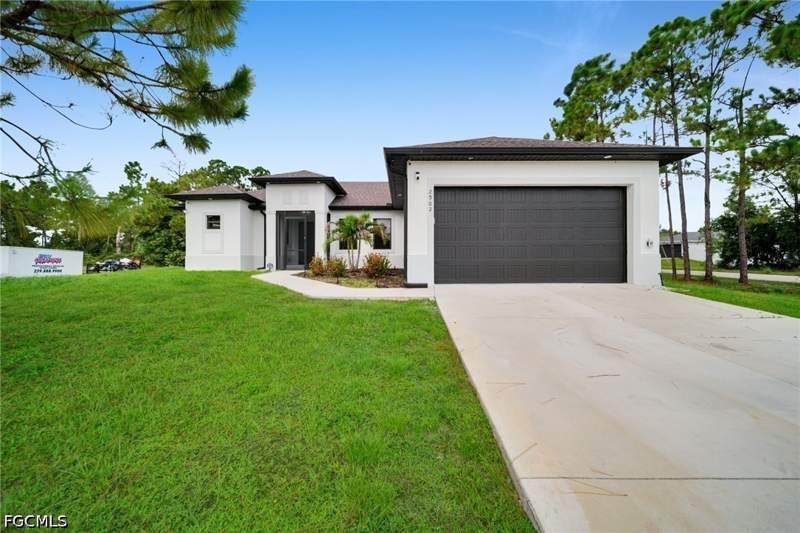 3 bedroom SingleFamilyResidence at 2902 Villa Ave S, Lehigh Acres, Lehigh Acres — photo 3