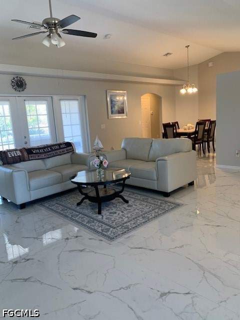 420 NE 15th Ter, Cape Coral FL - photo 13 of 35