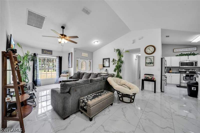 4 bedroom SingleFamilyResidence at 2071 20th Ave NE, Golden Gate Estates, Naples — photo 5