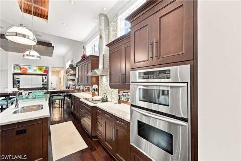 9154 Torrefino Ct, Naples FL - photo 16 of 40