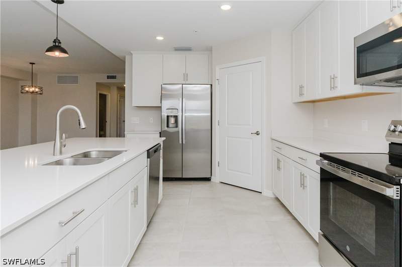 3 bedroom Condominium at 5668 Melbourne Ct 7911, The National Golf & Country Club At Ave Maria, Ave Maria — photo 2