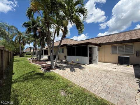 5736 Bass Cir, Fort Myers FL - photo 13 of 37