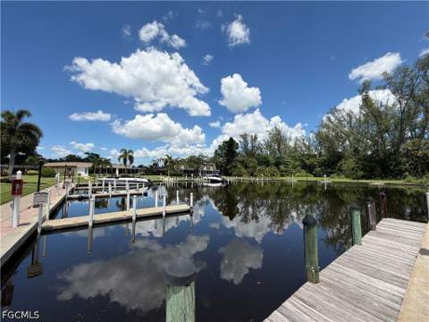 5736 Bass Cir, Fort Myers FL - photo 16 of 37